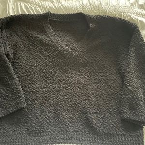 Woman’s sweater size L